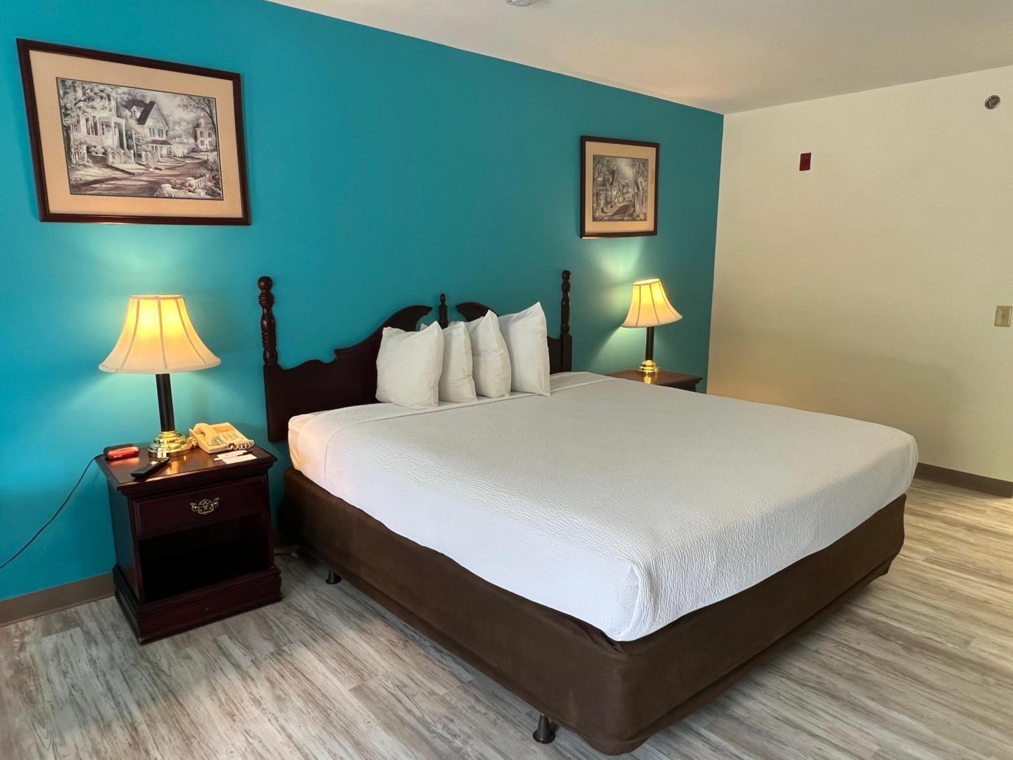 Hilltop Inn & Suites, Near Foxwoods Casino North Stonington Esterno foto