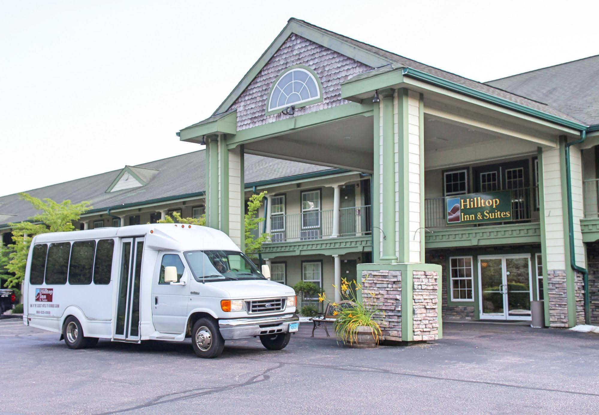 Hilltop Inn & Suites, Near Foxwoods Casino North Stonington Esterno foto